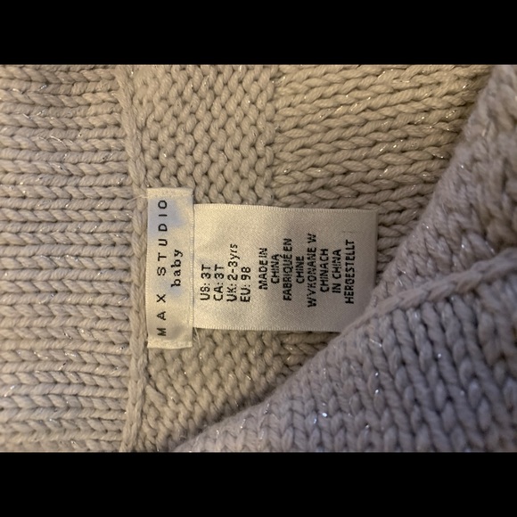 Max Studio baby - 3T - cite grey sweater - Picture 3 of 6